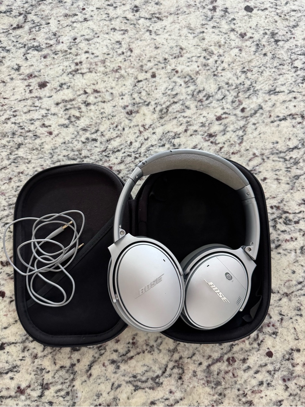 Bose Silver Over-Ear Wireless Noise-Cancelling Headphones